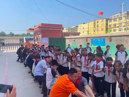 公益体彩 快乐操场 走进新郑市龙湖镇古城小学